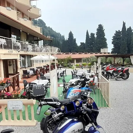 Adria & Hotell